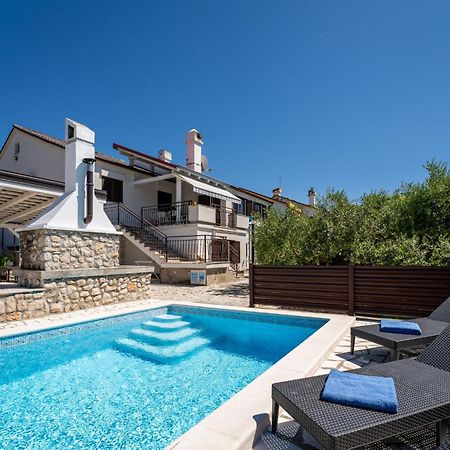 Apartment Albaneze By Interhome Njivice Exterior photo