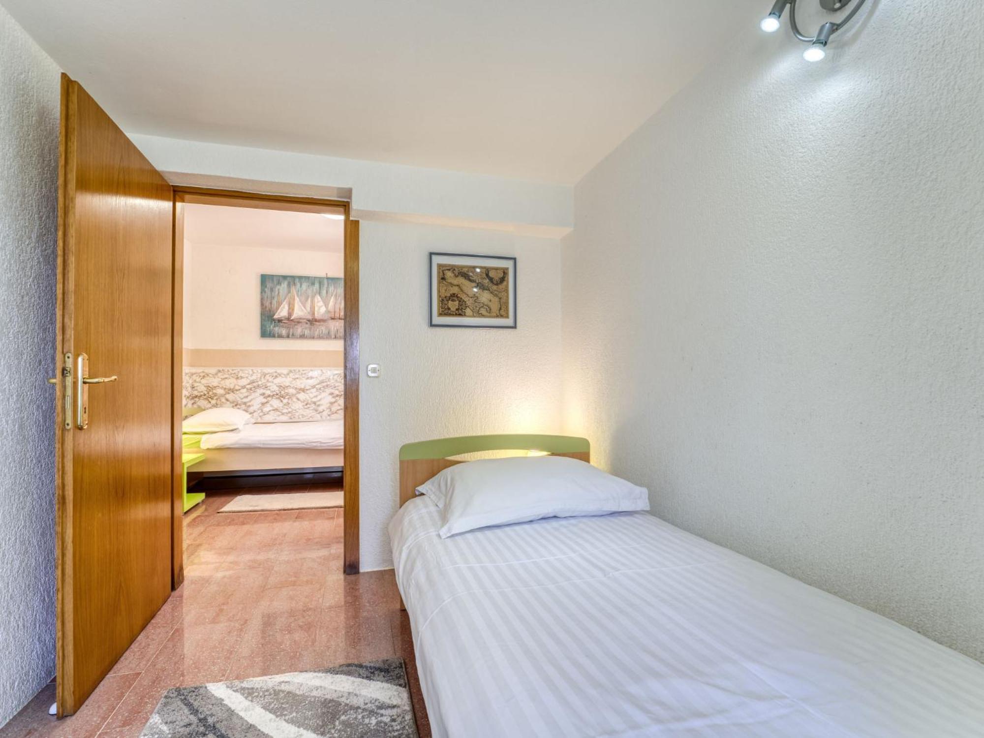 Apartment Albaneze By Interhome Njivice Exterior photo